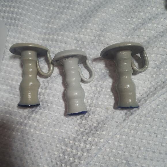 VINTAGE WILLIAMSBURG POTTERY SET OF 3 CANDLESTICK HOLDERS - Picture 3 of 4